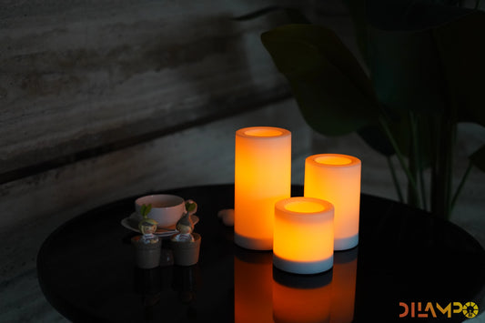 SET OF THREE RECHARGEABLE CANDLES - Includes remote control