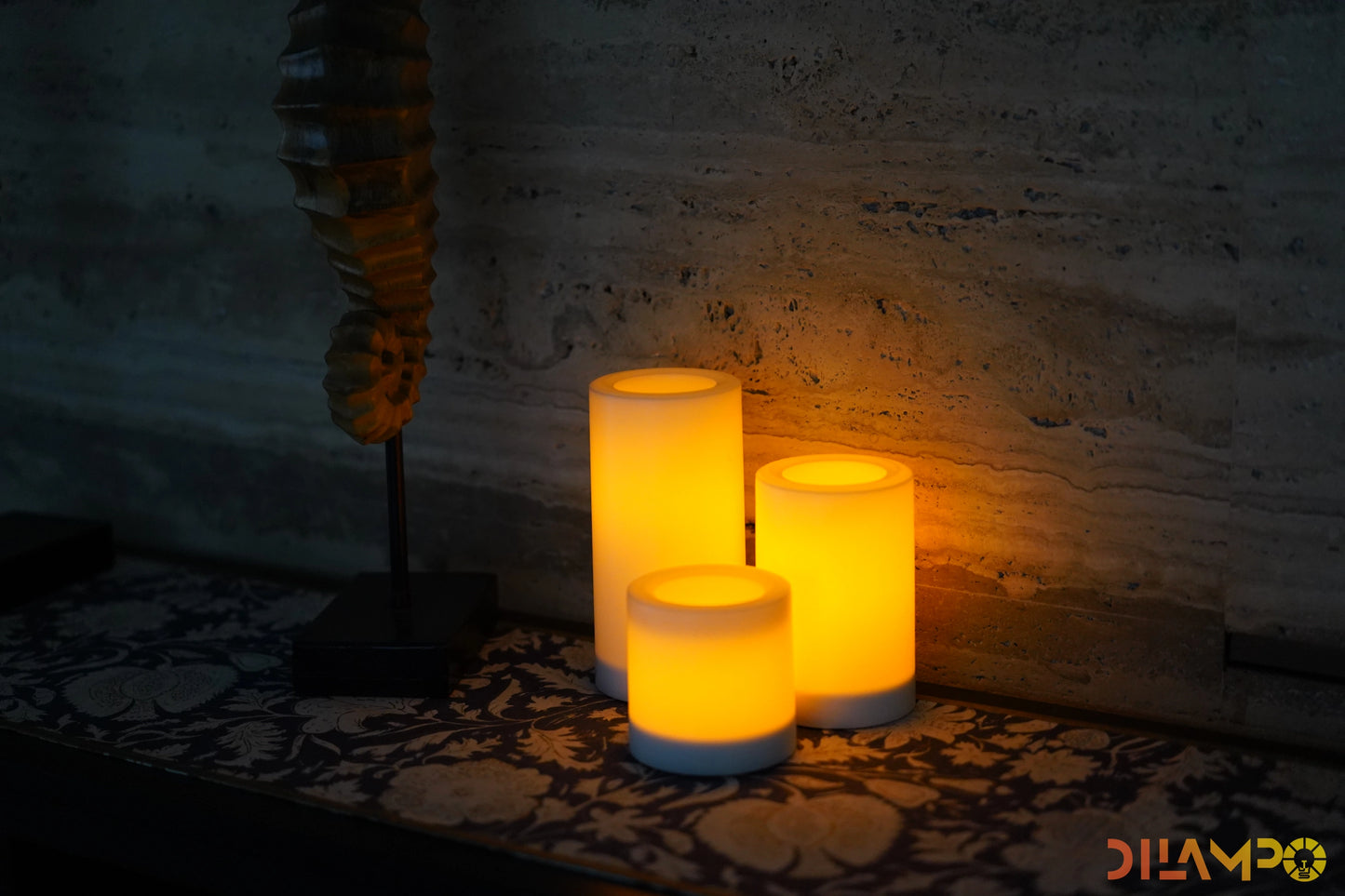 SET OF THREE RECHARGEABLE CANDLES - Includes remote control